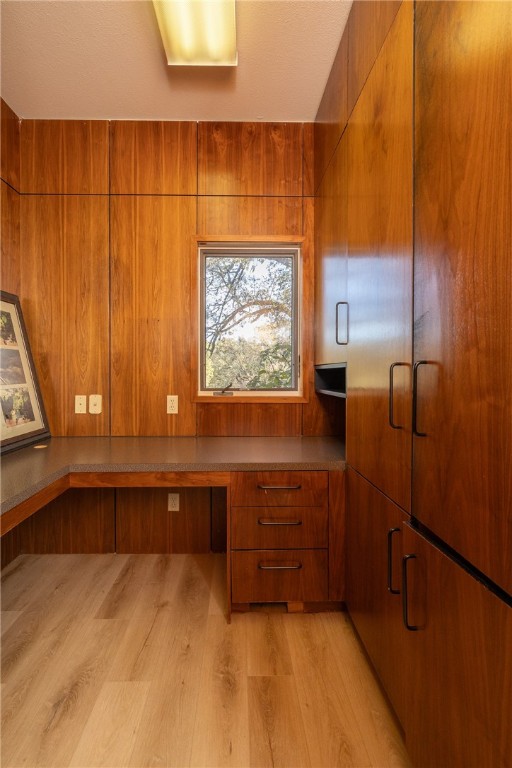 Fayetteville, Arkansas, 72703, United States, 3 Bedrooms Bedrooms, ,3 BathroomsBathrooms,Residential,For Sale,1989133