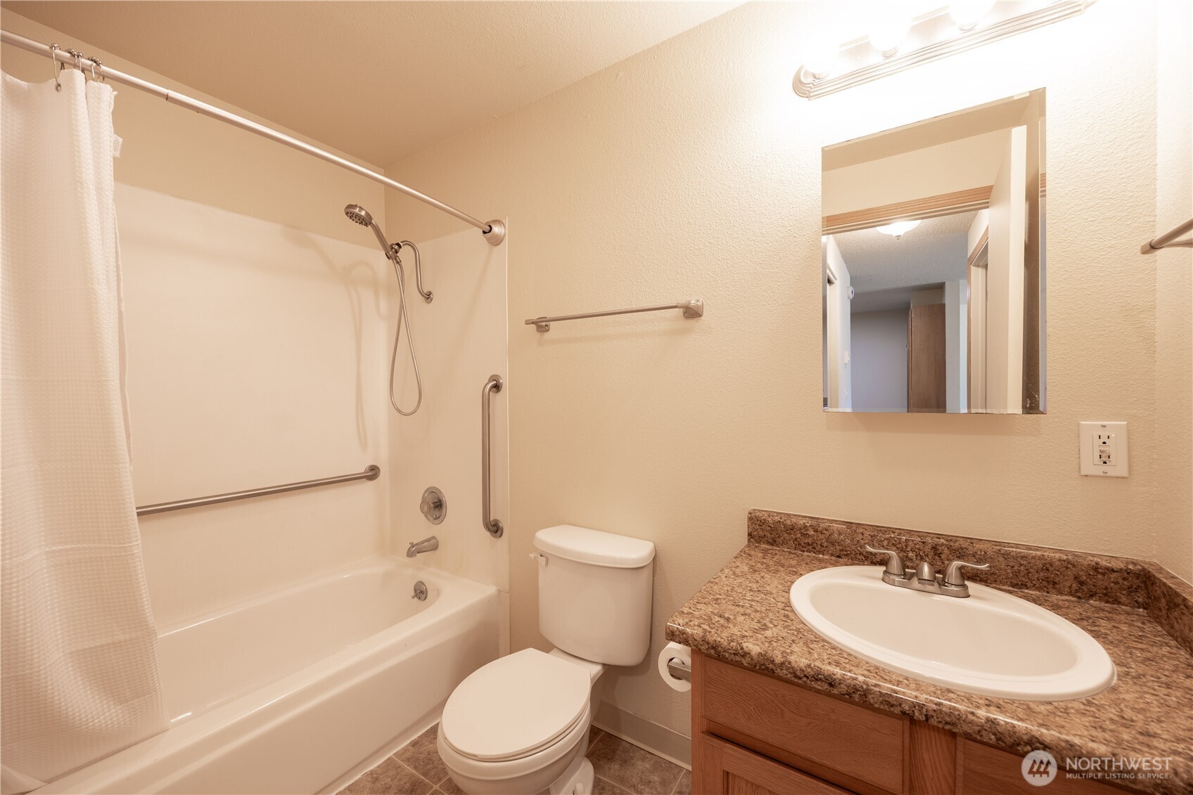 Centralia, Washington, 98531, United States, ,Residential,For Sale,1992957