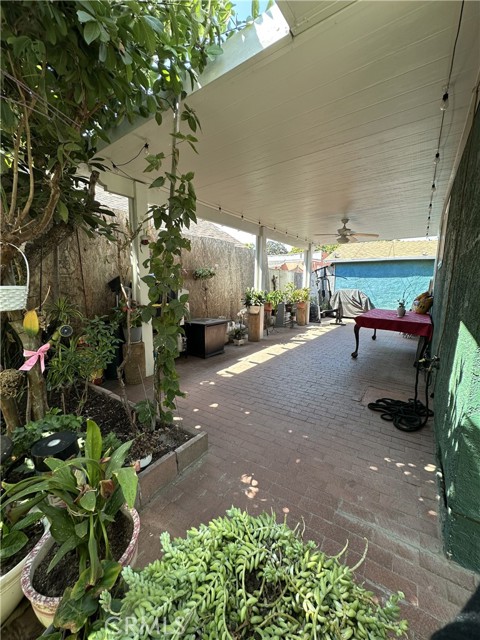 Los Angeles, California, 90047, United States, 3 Bedrooms Bedrooms, ,2 BathroomsBathrooms,Residential,For Sale,1983114