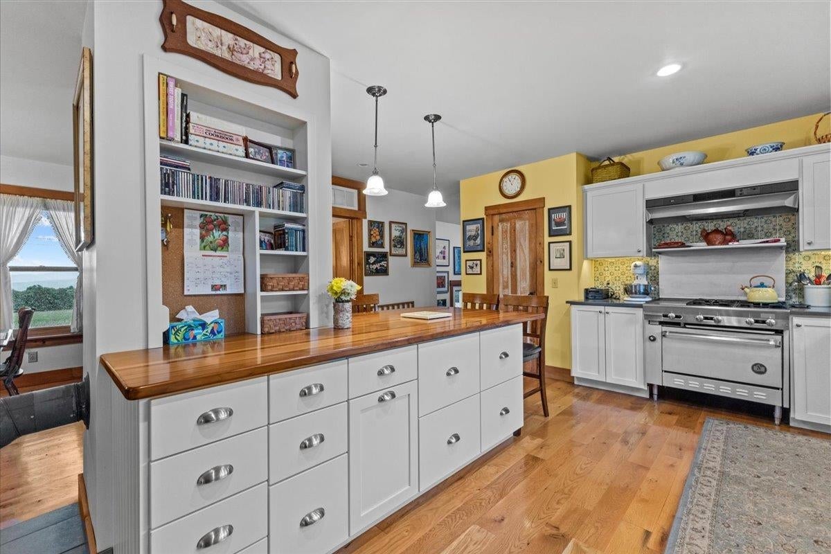 Elmore, Vermont, 05661, United States, 4 Bedrooms Bedrooms, ,1 BathroomBathrooms,Residential,For Sale,1885713