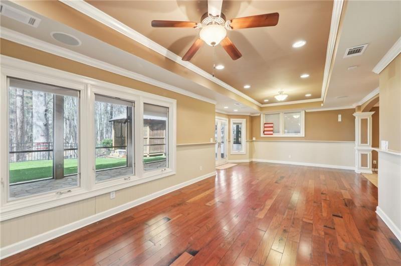 Buford, Georgia, 30518, United States, 6 Bedrooms Bedrooms, ,5 BathroomsBathrooms,Residential,For Sale,1976033