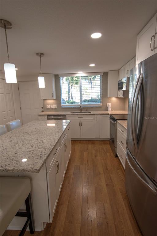 Sarasota, Florida, 34236, United States, 3 Bedrooms Bedrooms, ,2 BathroomsBathrooms,Residential,For Sale,1995598