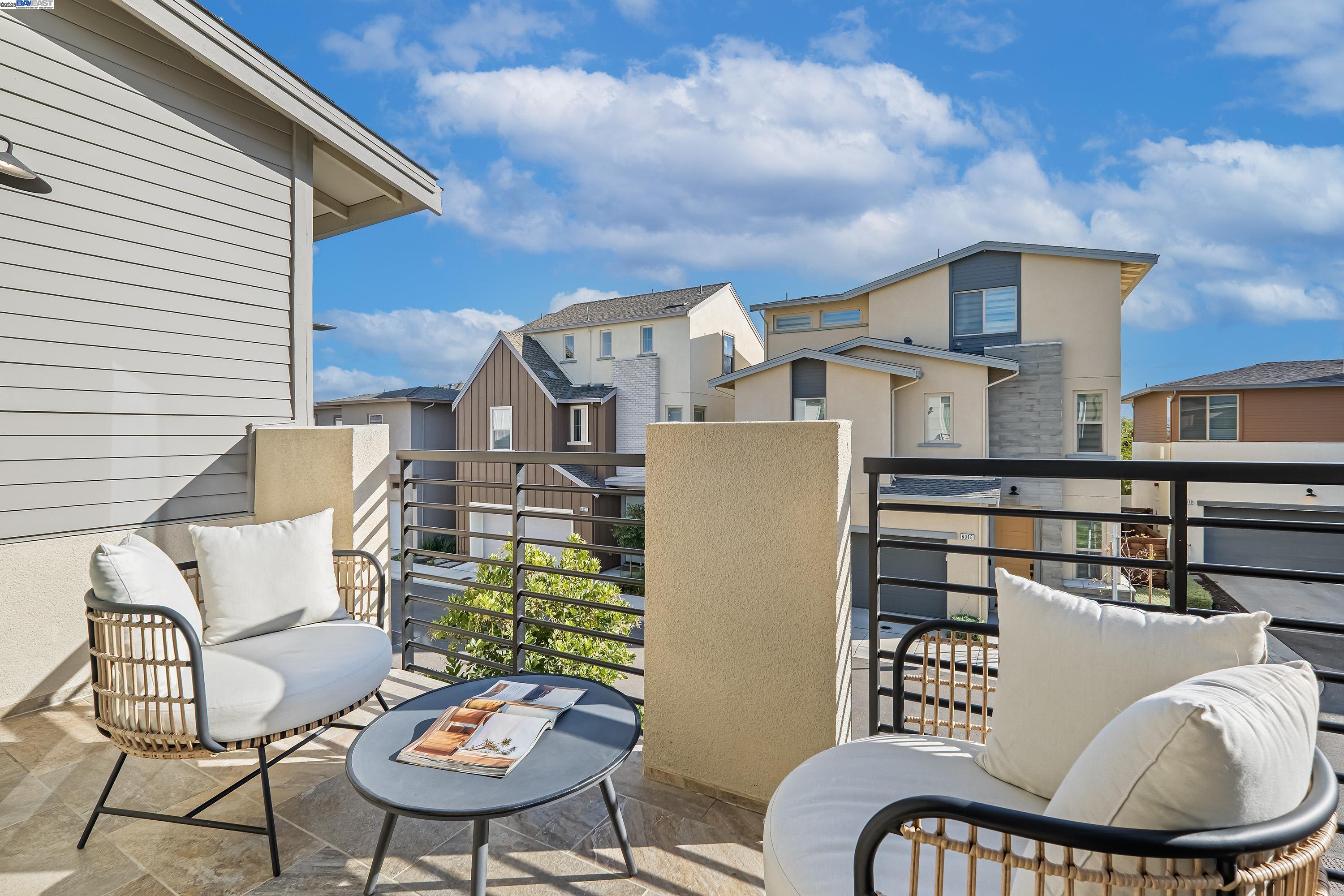 Dublin, California, 94568, United States, 4 Bedrooms Bedrooms, ,3 BathroomsBathrooms,Residential,For Sale,1987697