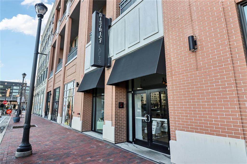 Atlanta, Georgia, 30363, United States, 3 Bedrooms Bedrooms, ,3 BathroomsBathrooms,Residential,For Sale,1919749