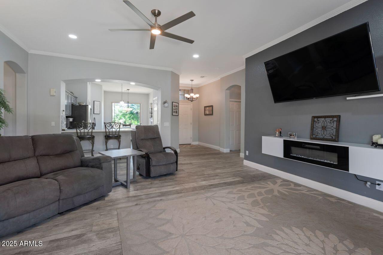 Gilbert, Arizona, 85296, United States, 3 Bedrooms Bedrooms, ,Residential,For Sale,1903465