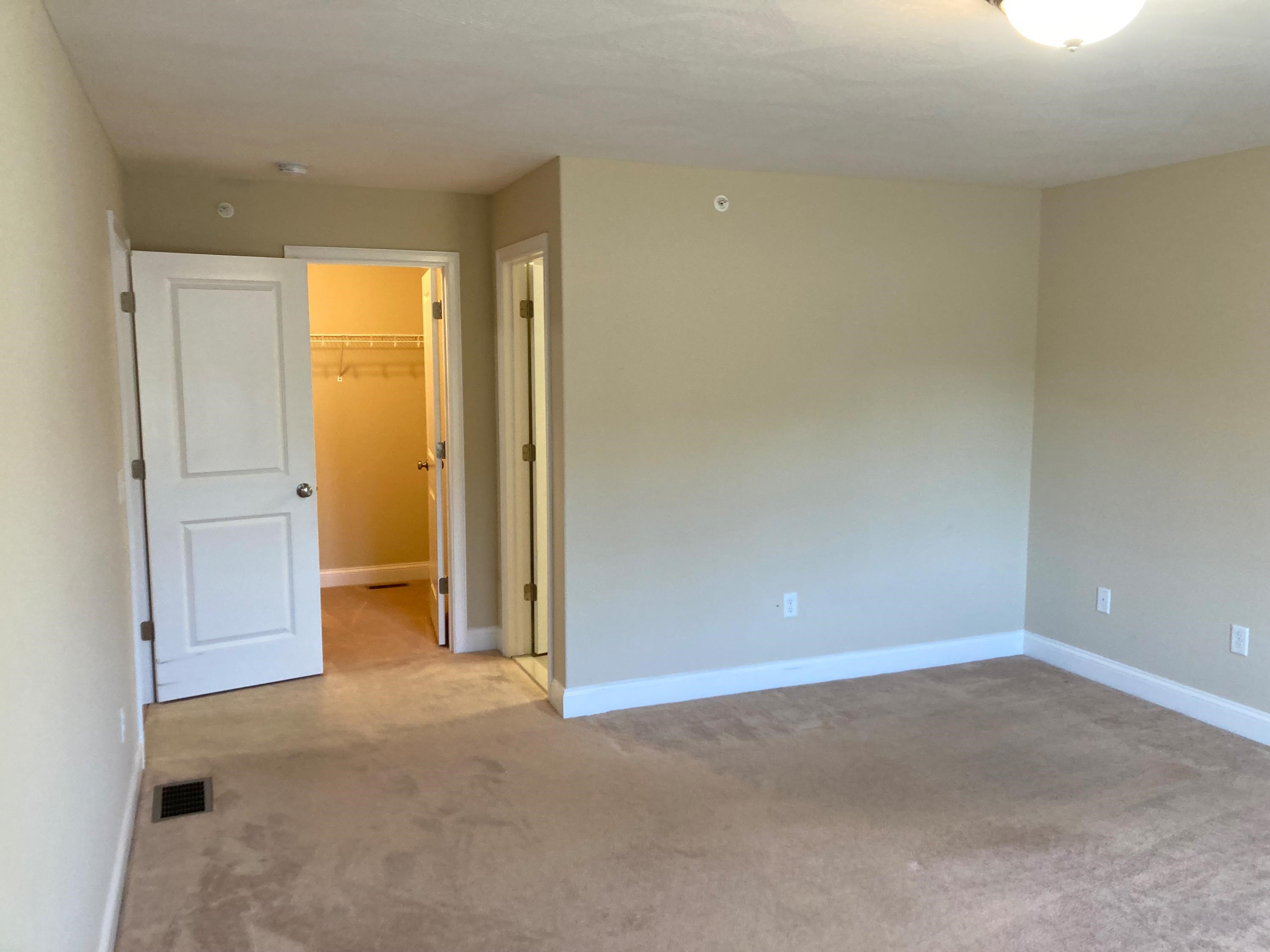 Brentwood, New Hampshire, 03833, United States, 2 Bedrooms Bedrooms, ,2 BathroomsBathrooms,Residential,For Sale,1905926