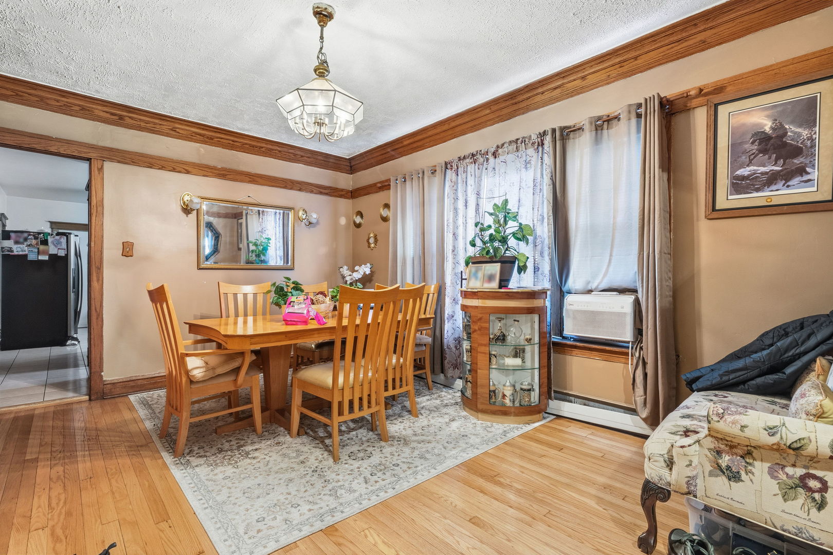 Chicago, Illinois, 60651, United States, 6 Bedrooms Bedrooms, ,Residential,For Sale,1992904