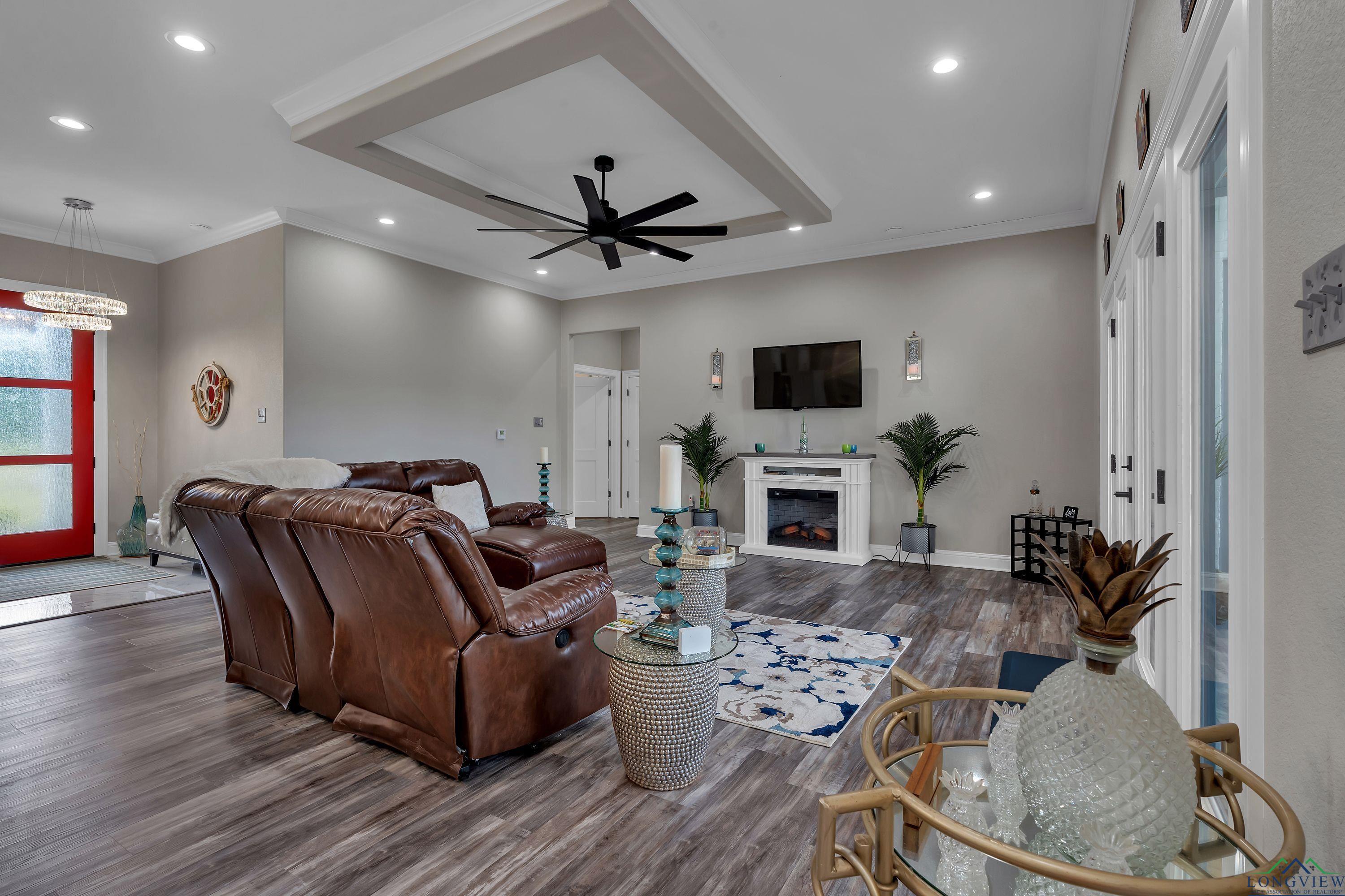 Tatum, Texas, 75691, United States, 3 Bedrooms Bedrooms, ,3 BathroomsBathrooms,Residential,For Sale,1793064