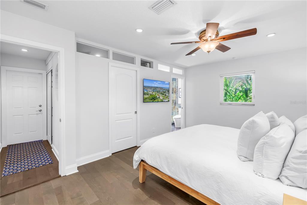 St Petersburg, Florida, 33711, United States, 3 Bedrooms Bedrooms, ,2 BathroomsBathrooms,Residential,For Sale,1862533