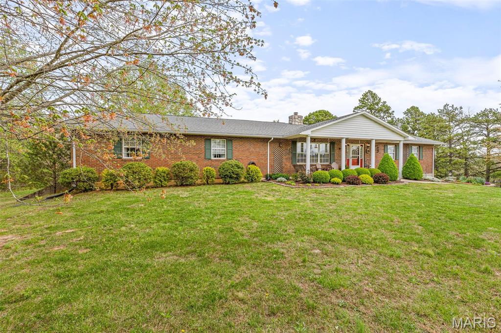 Farmington, Missouri, 63640, United States, 4 Bedrooms Bedrooms, ,3 BathroomsBathrooms,Residential,For Sale,1941808