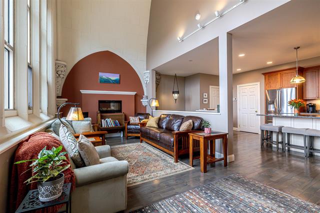 Concord, New Hampshire, 03301, United States, 3 Bedrooms Bedrooms, ,2 BathroomsBathrooms,Residential,For Sale,1986061