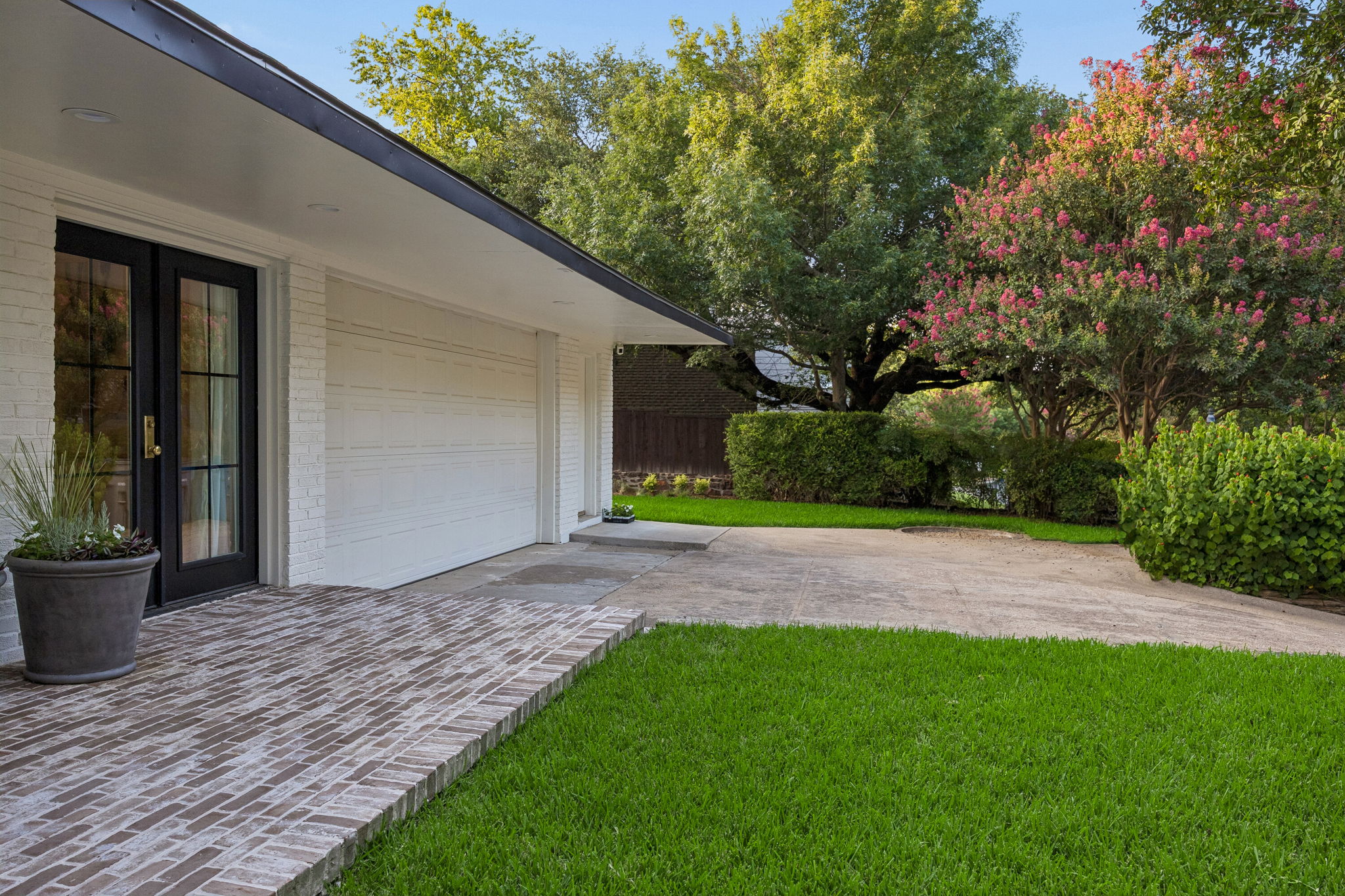  European Elegance Meets Timeless Lakewood Charm - 物件實景
