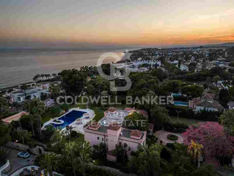 Estepona, Andalusia, ES, 8 Bedrooms Bedrooms, ,8 BathroomsBathrooms,Residential,For Sale,1806113