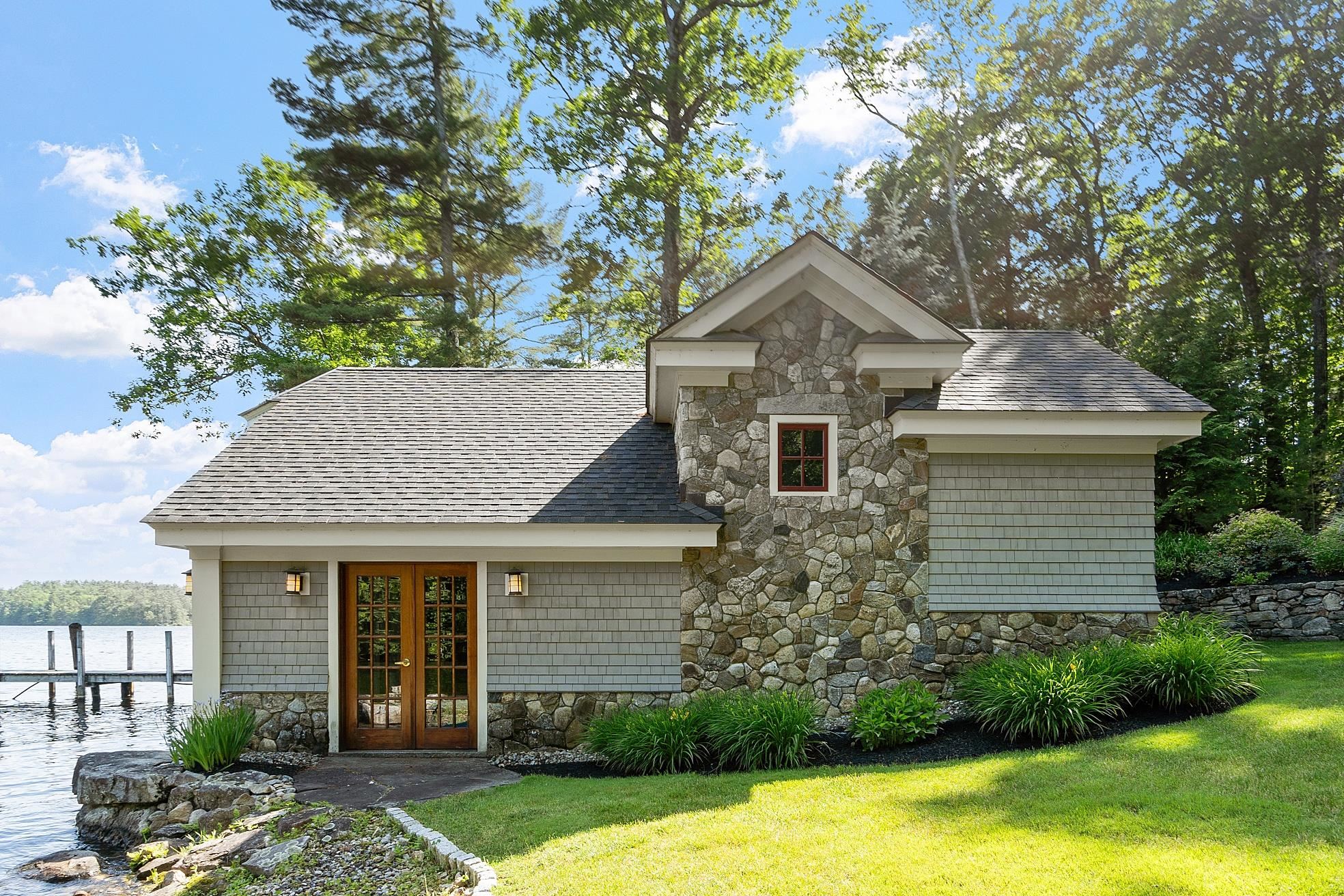 Meredith, New Hampshire, 03253, United States, 7 Bedrooms Bedrooms, ,6 BathroomsBathrooms,Residential,For Sale,1897806