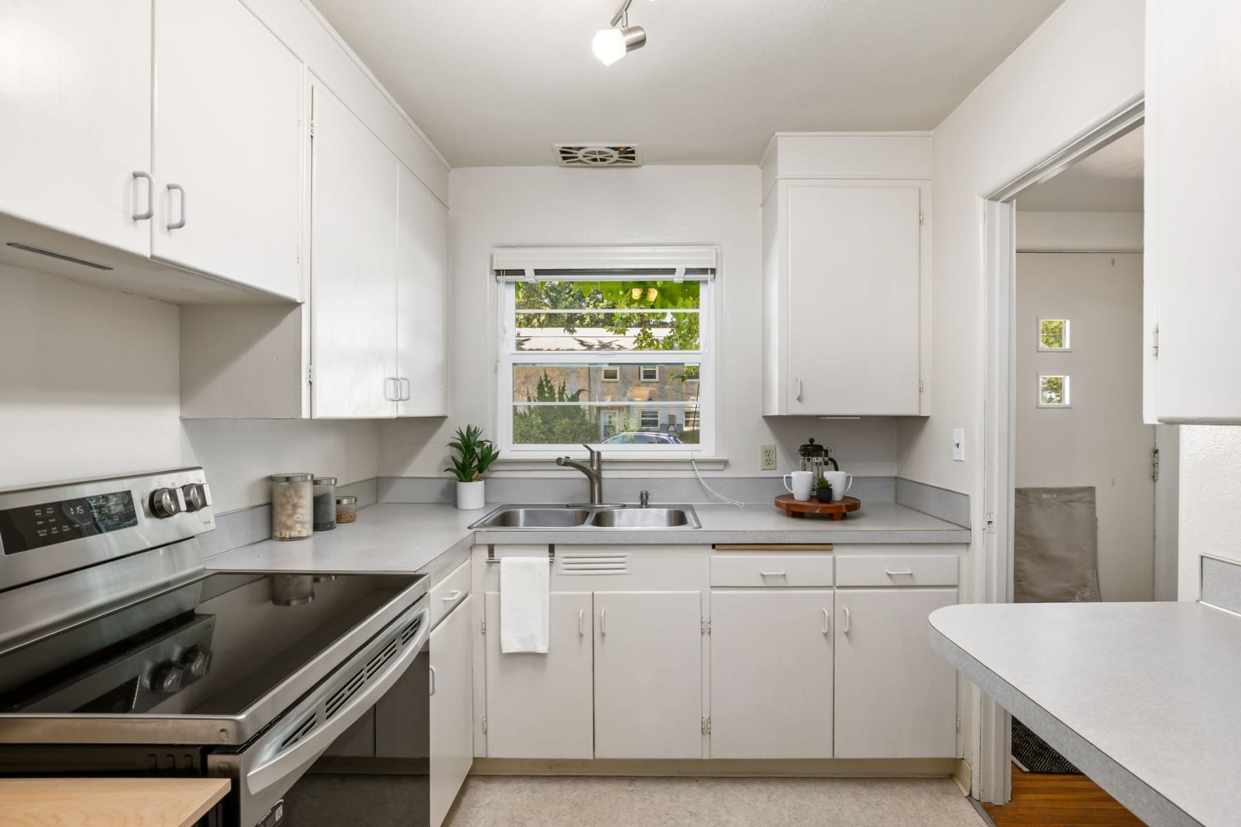  1805 NE 70TH AVE Portland, OR 97213 - 物件實景