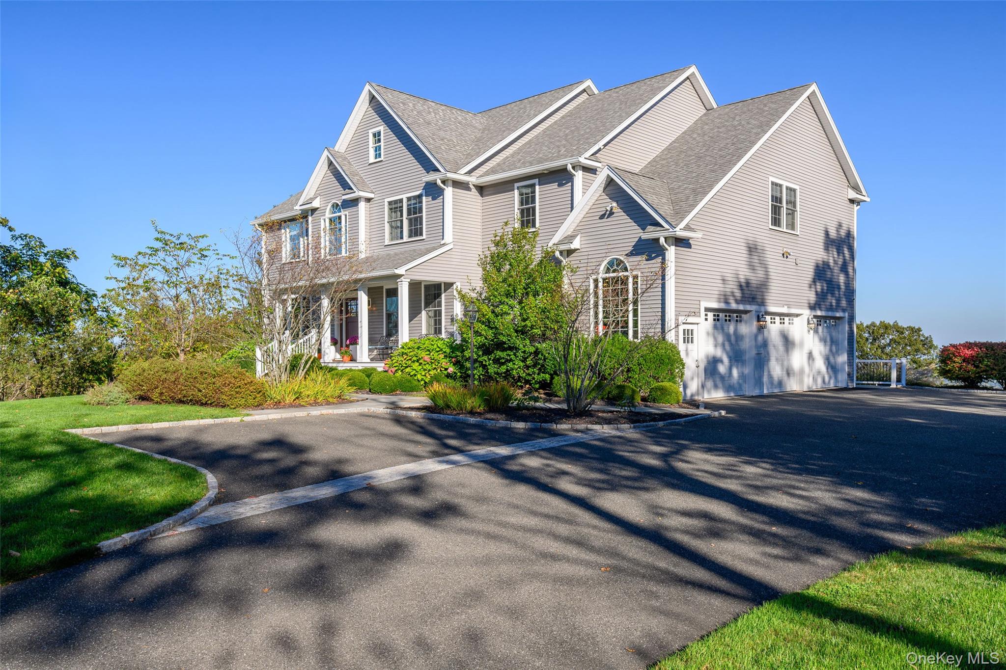 Call Listing Agent, Connecticut, 06812, United States, 5 Bedrooms Bedrooms, ,6 BathroomsBathrooms,Residential,For Sale,1991031