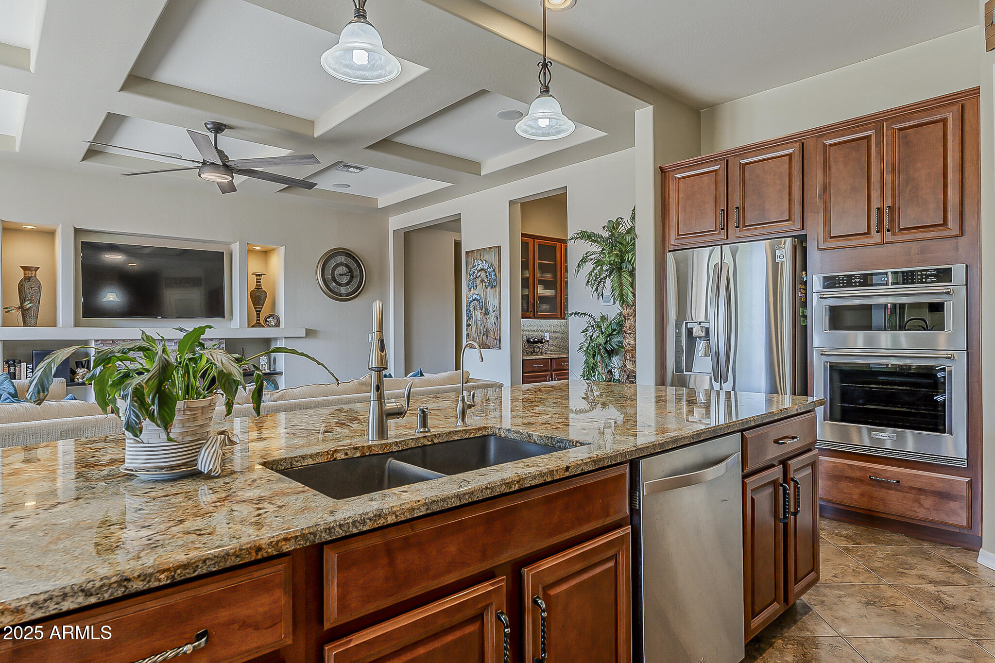 Chandler, Arizona, 85249, United States, 3 Bedrooms Bedrooms, ,Residential,For Sale,1939871