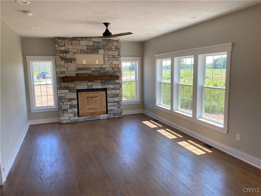 Cicero, New York, 13039, United States, 3 Bedrooms Bedrooms, ,3 BathroomsBathrooms,Residential,For Sale,1970756