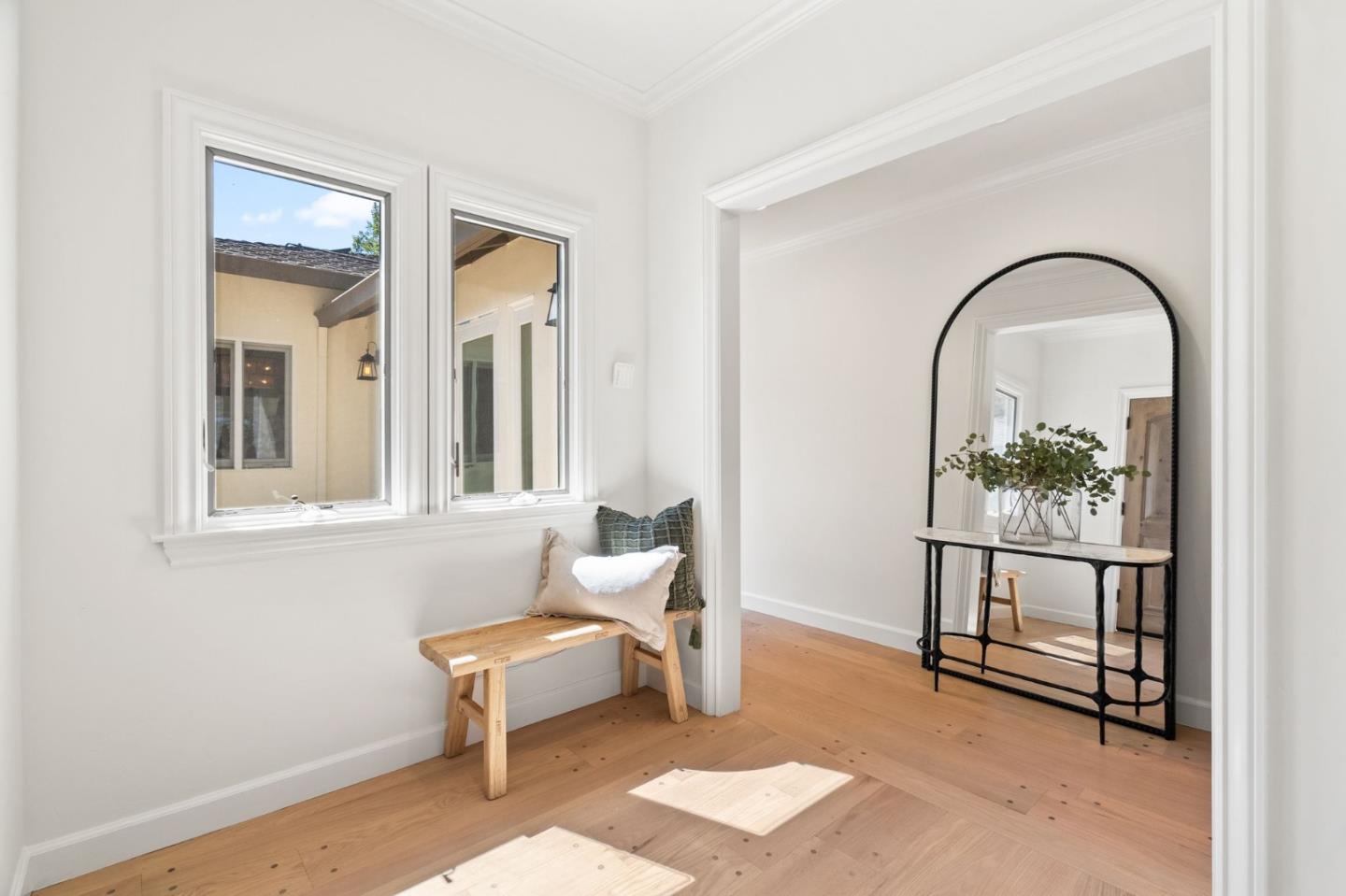 Los Gatos, California, 95032, United States, 4 Bedrooms Bedrooms, ,4 BathroomsBathrooms,Residential,For Sale,1918329