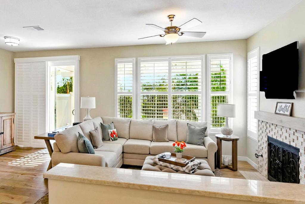 San Diego, California, 92128, United States, 2 Bedrooms Bedrooms, ,3 BathroomsBathrooms,Residential,For Sale,1920017