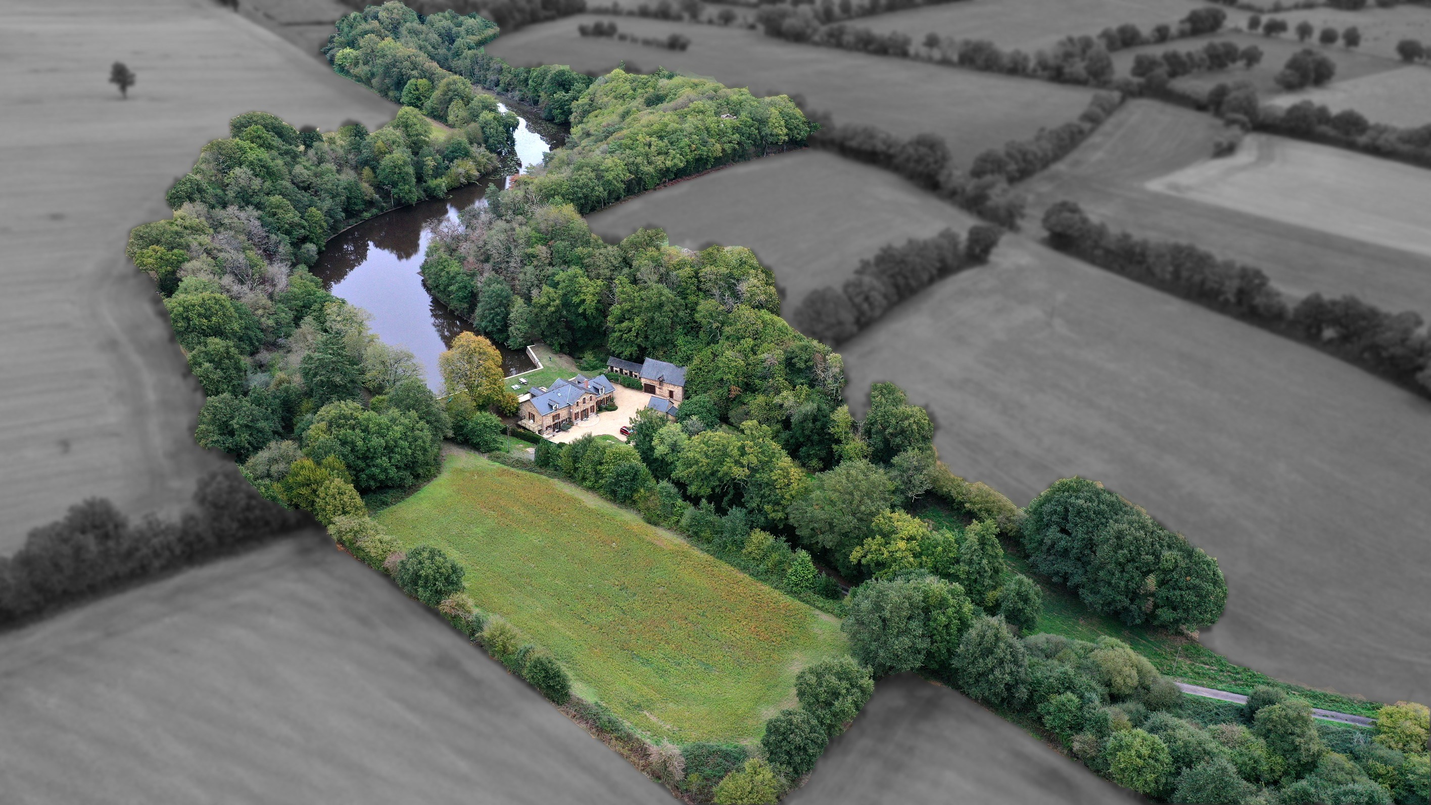  Historic Watermill Estate with Private Lake and 8.25 Hectares - 物件實景