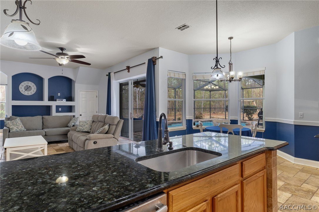 Homosassa, Florida, 34446, United States, 4 Bedrooms Bedrooms, ,3 BathroomsBathrooms,Residential,For Sale,2018263