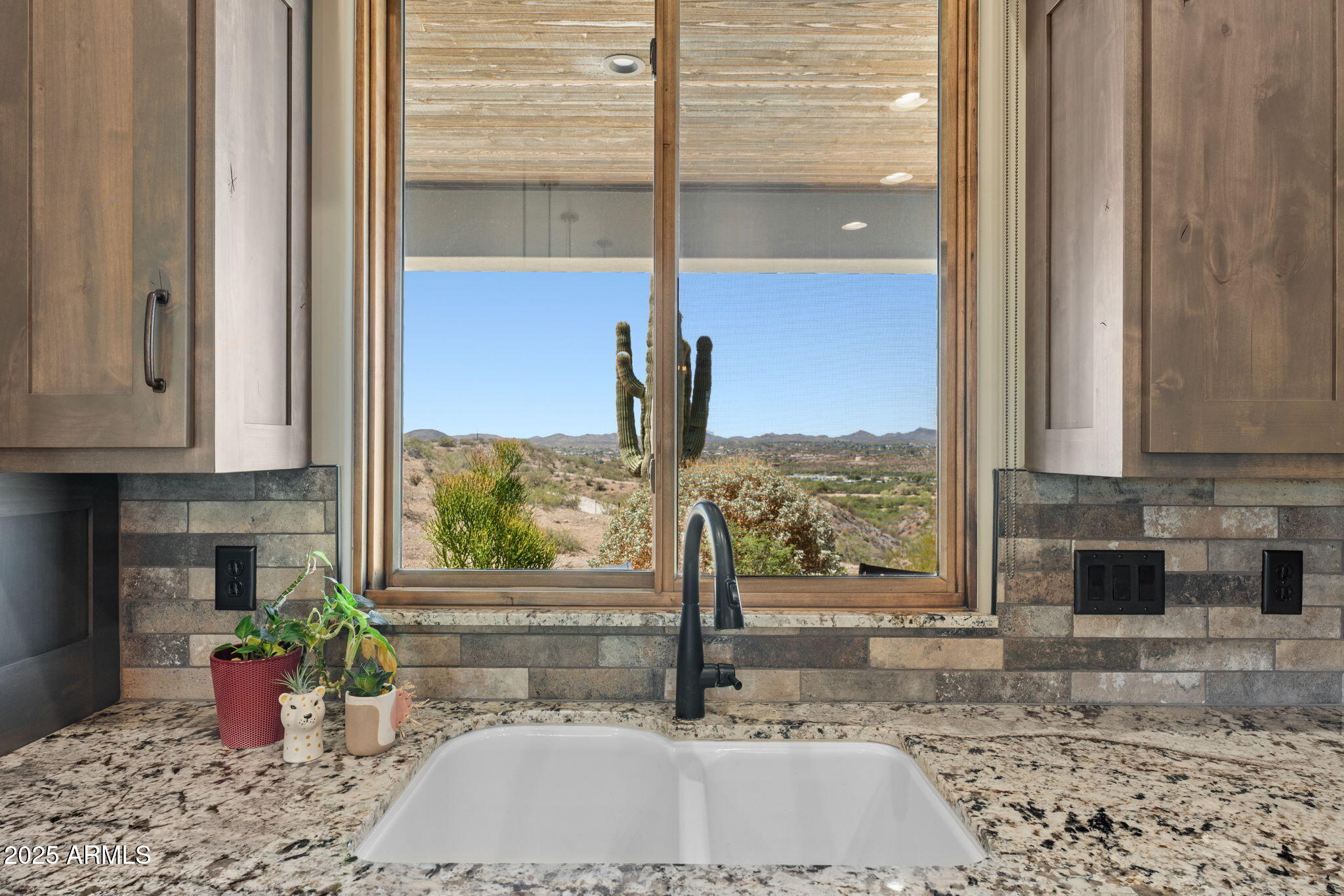 Wickenburg, Arizona, 85390, United States, 3 Bedrooms Bedrooms, ,3 BathroomsBathrooms,Residential,For Sale,1900578
