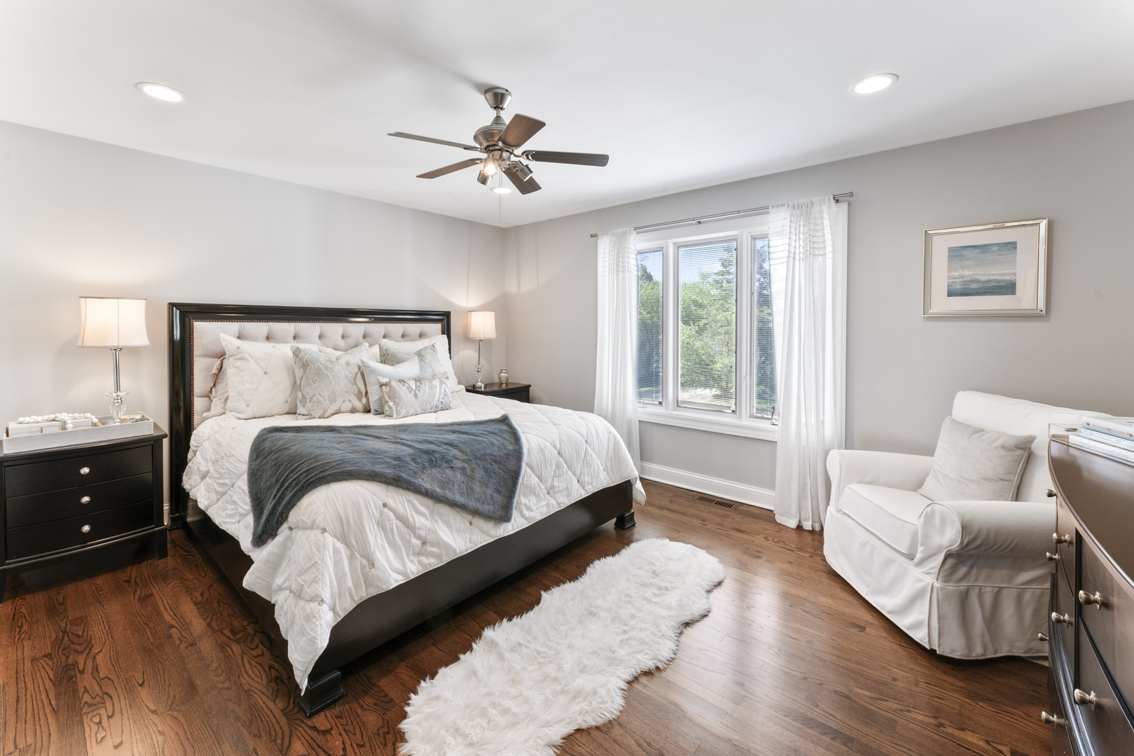 Palatine, Illinois, 60067, United States, 4 Bedrooms Bedrooms, ,4 BathroomsBathrooms,Residential,For Sale,1921870