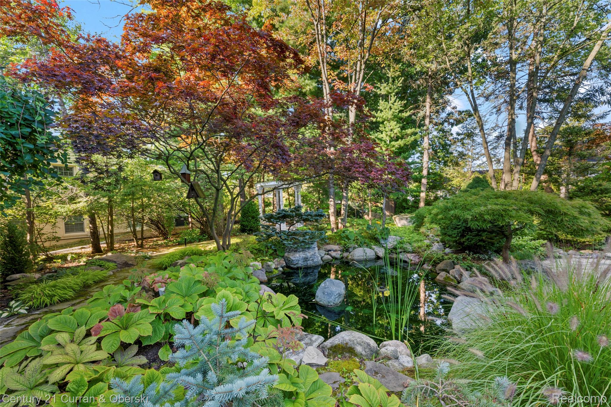 Dearborn, Michigan, 48124, United States, 4 Bedrooms Bedrooms, ,4 BathroomsBathrooms,Residential,For Sale,1983815