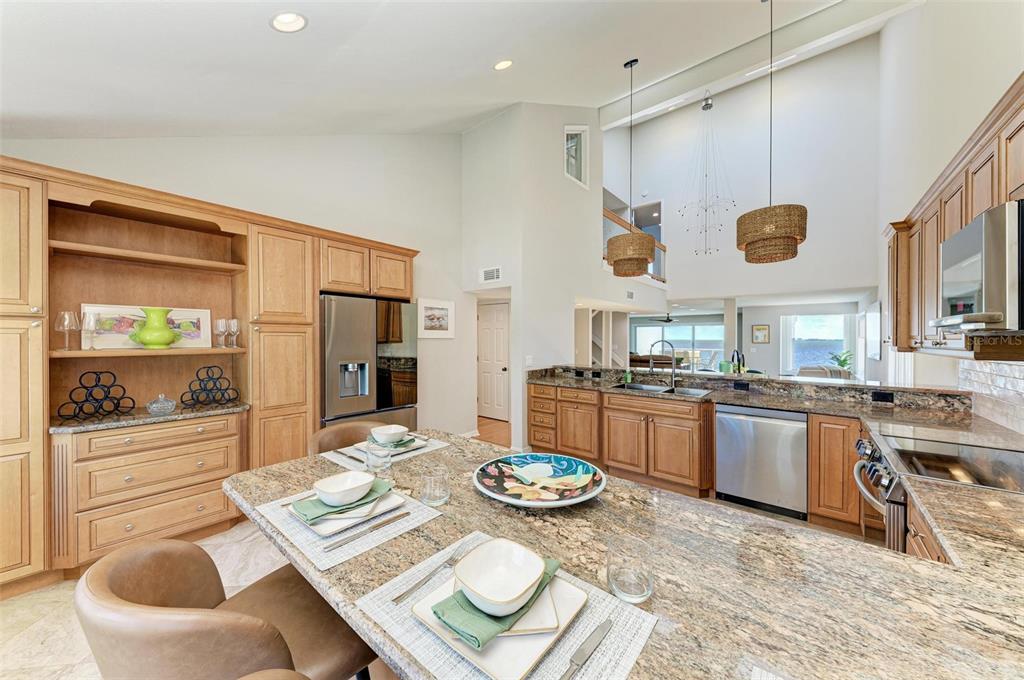 Bradenton, Florida, 34210, United States, 2 Bedrooms Bedrooms, ,2 BathroomsBathrooms,Residential,For Sale,1897662