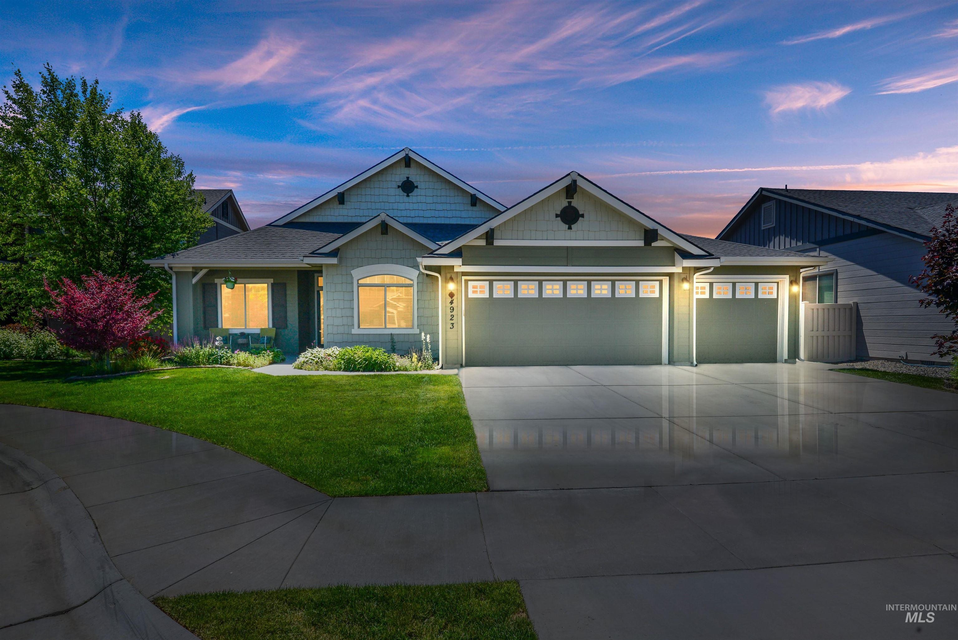 4923 Torana St, Meridian, Idaho, 83646, United States, 3 Bedrooms Bedrooms, ,2 BathroomsBathrooms,Residential,For Sale,4923 Torana St,1627957