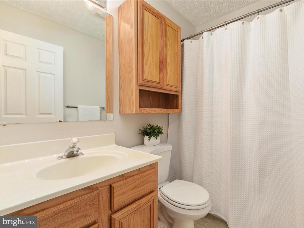 Leesburg, Virginia, 20176, United States, ,Residential,For Sale,1915866