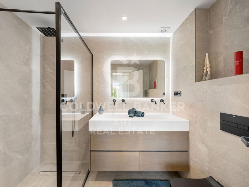 Marbella, Andalusia, ES, 3 Bedrooms Bedrooms, ,2 BathroomsBathrooms,Residential,For Sale,1804227