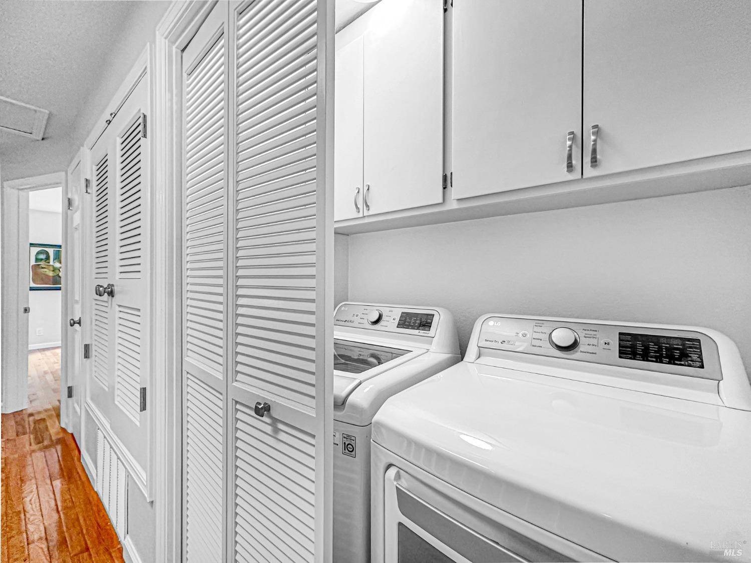 Napa, California, 94558, United States, 2 Bedrooms Bedrooms, ,3 BathroomsBathrooms,Residential,For Sale,1950858
