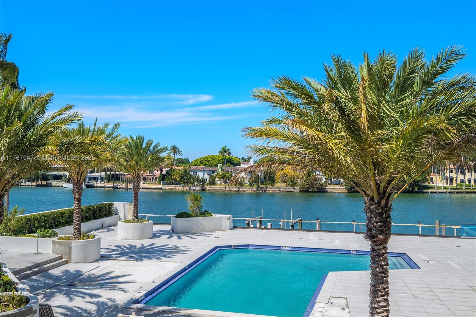 Miami Beach, Florida, 33140, United States, 3 Bedrooms Bedrooms, ,4 BathroomsBathrooms,Residential,For Sale,1745690