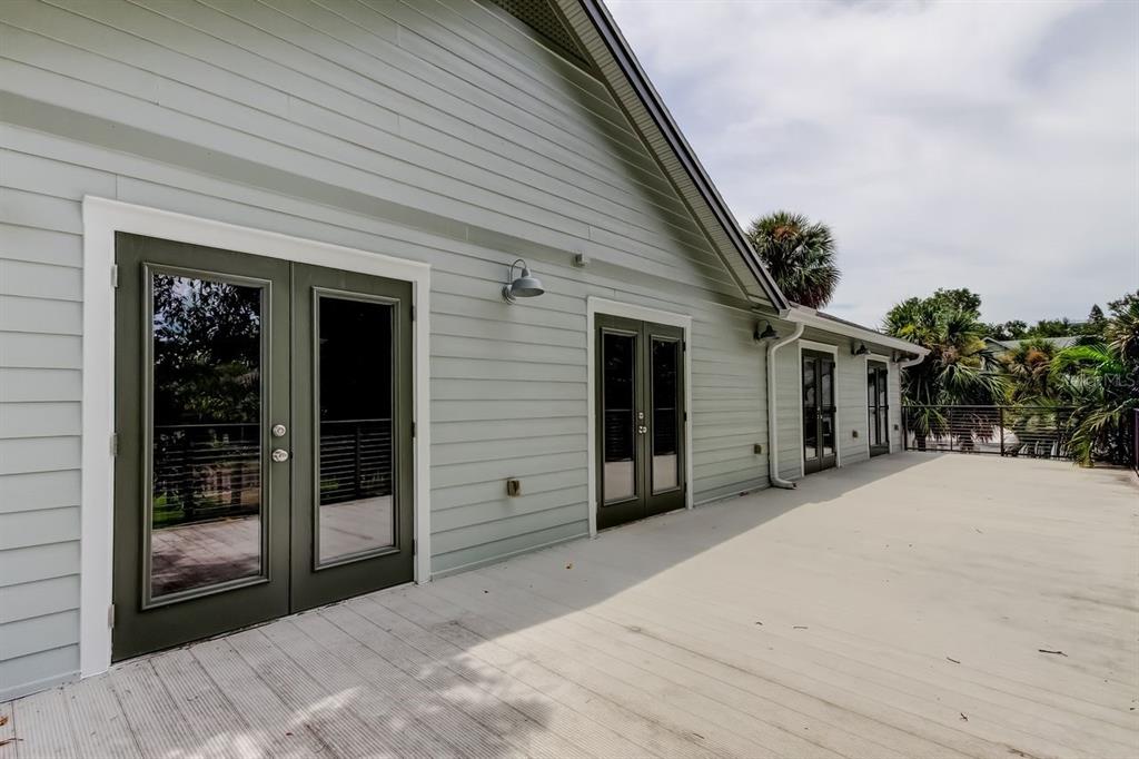 St Petersburg, Florida, 33701, United States, 3 Bedrooms Bedrooms, ,4 BathroomsBathrooms,Residential,For Sale,1895671