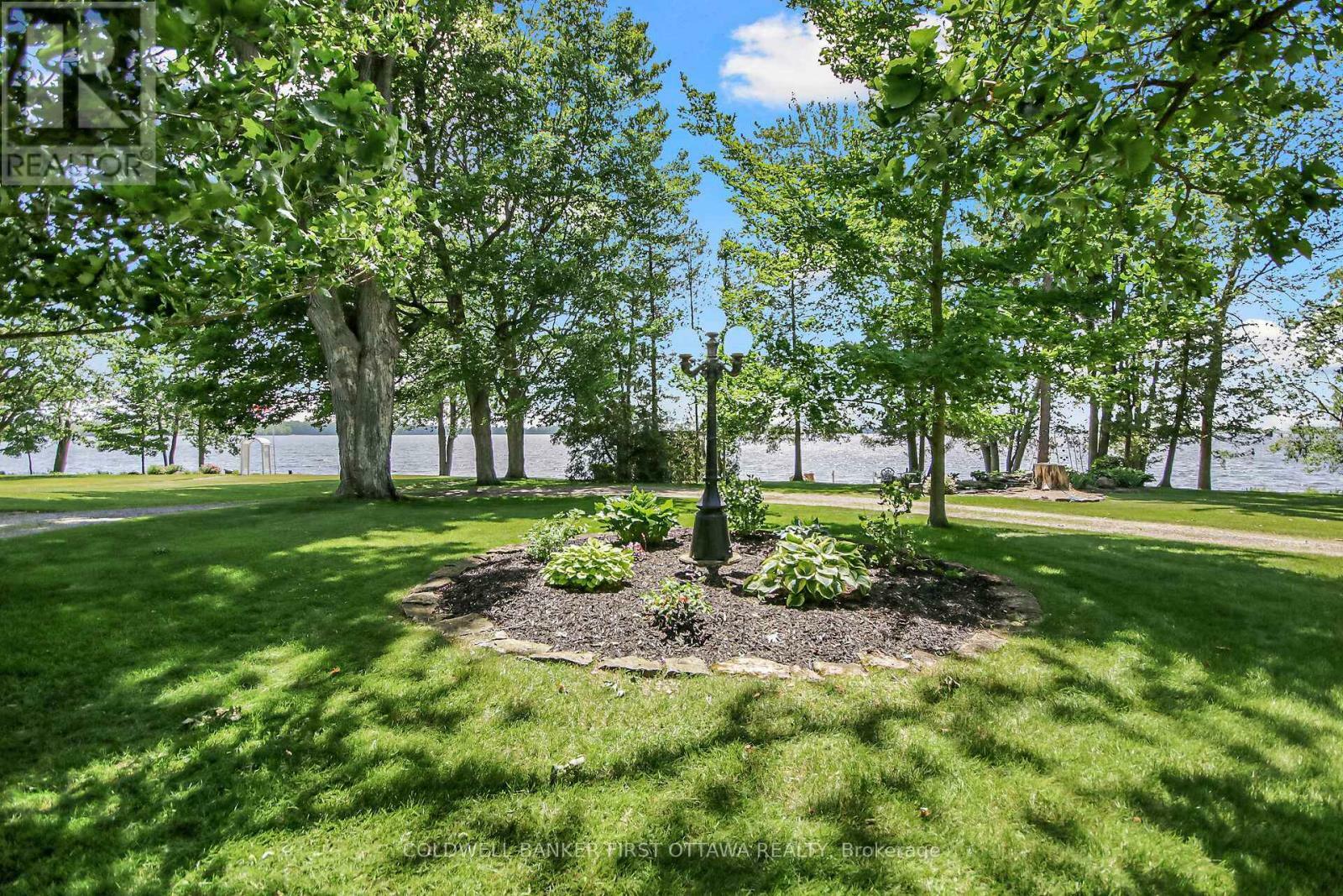 BECKWITH, Ontario, K7C 0S9, CA, 3 Bedrooms Bedrooms, ,2 BathroomsBathrooms,Residential,For Sale,1875056