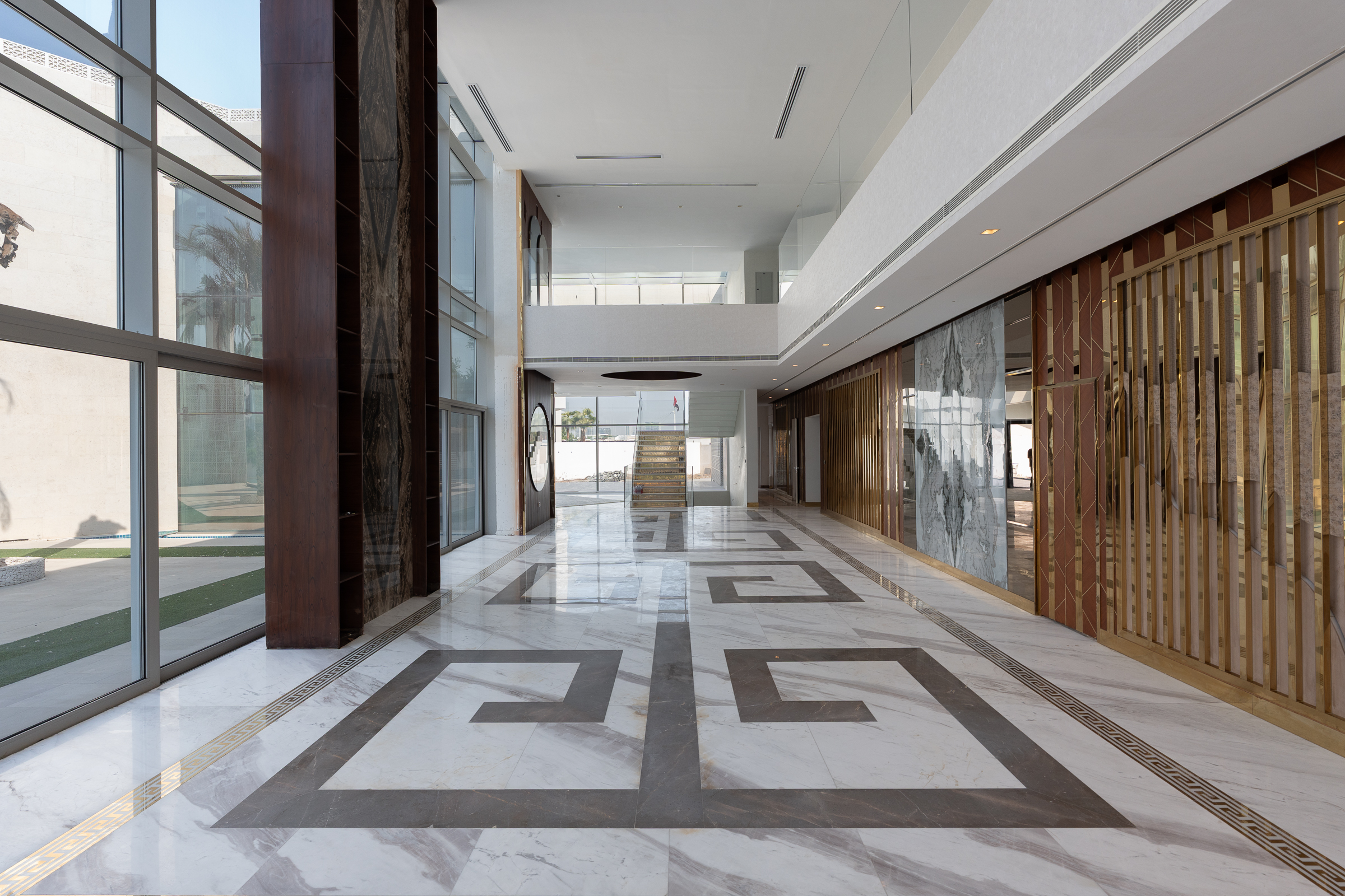  Expansive Modern Home in Emirates Hills - 物件實景