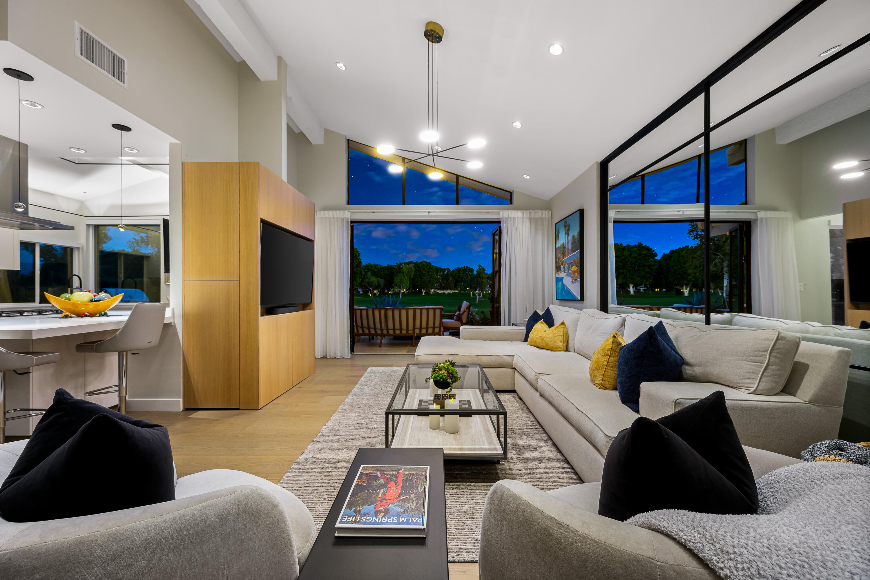 Palm Desert, California, 92211, United States, 2 Bedrooms Bedrooms, ,2 BathroomsBathrooms,Residential,For Sale,2003447