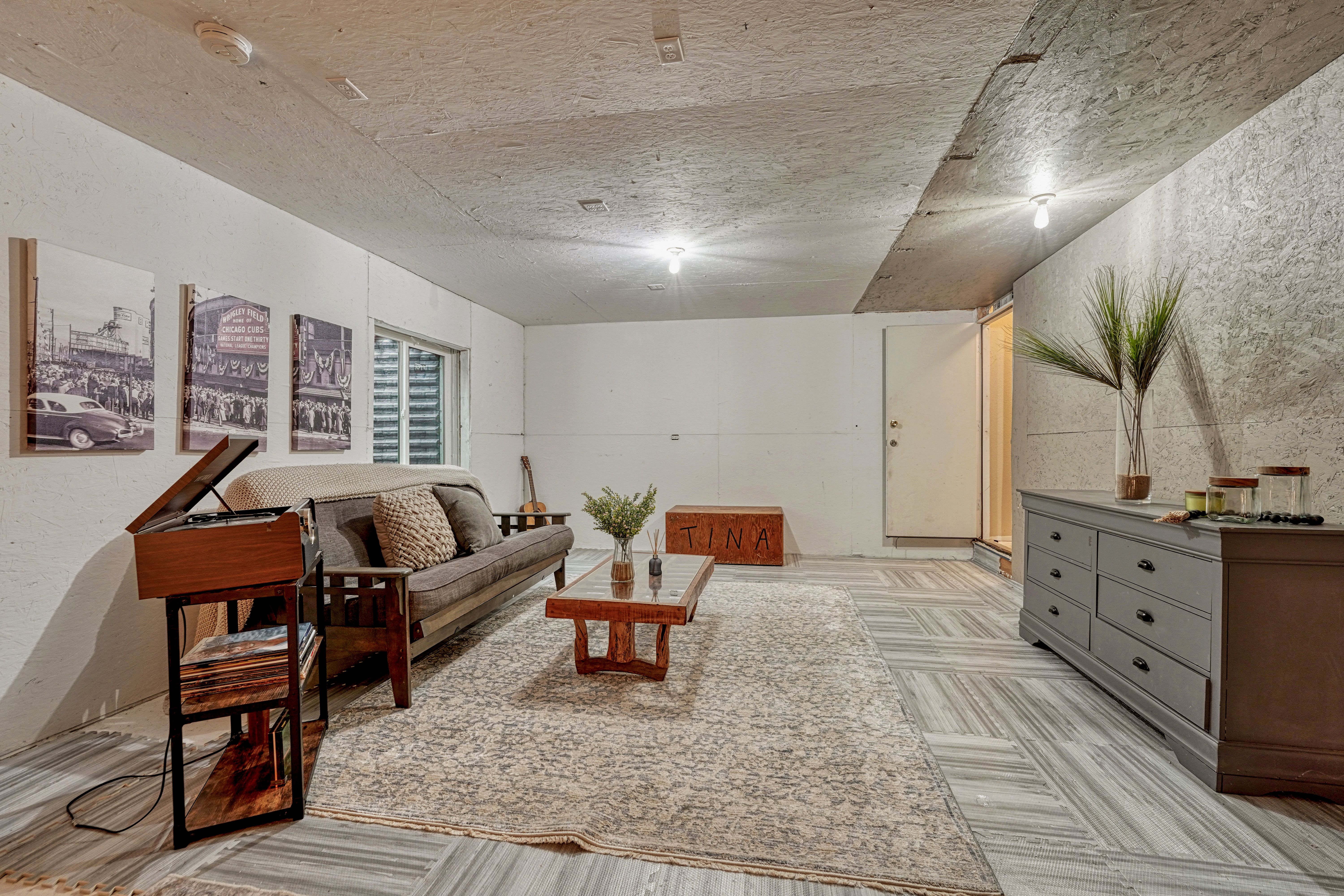  Exceptionally Updated Residence in The Meadows at Lorson Ranch - 物件實景