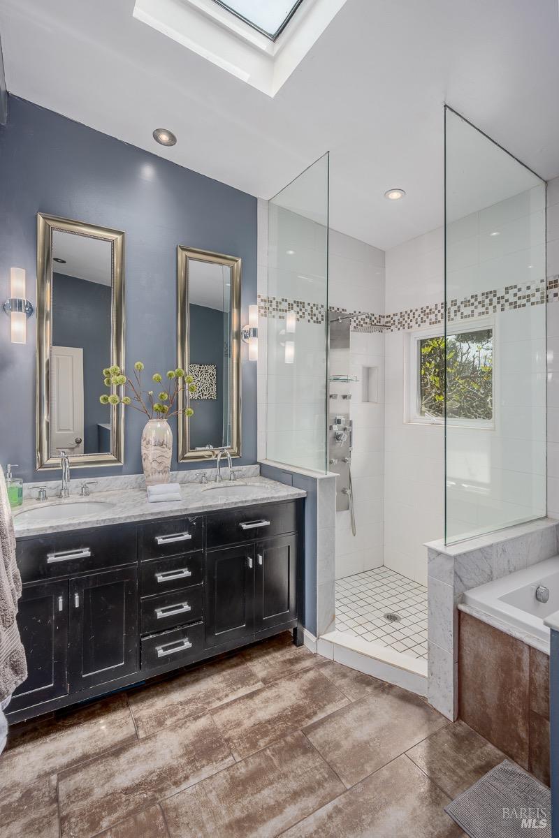 Napa, California, 94559, United States, 4 Bedrooms Bedrooms, ,3 BathroomsBathrooms,Residential,For Sale,1907736