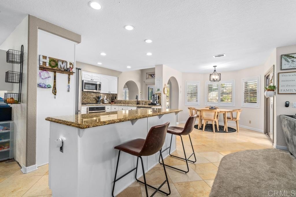 Alpine, California, 91901, United States, 4 Bedrooms Bedrooms, ,3 BathroomsBathrooms,Residential,For Sale,1991571