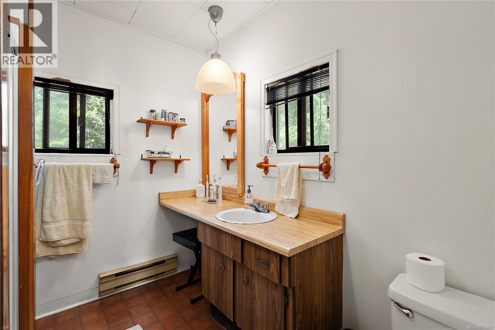 METCHOSIN, British Columbia, V9C 4B2, CA, 5 Bedrooms Bedrooms, ,3 BathroomsBathrooms,Residential,For Sale,1948257