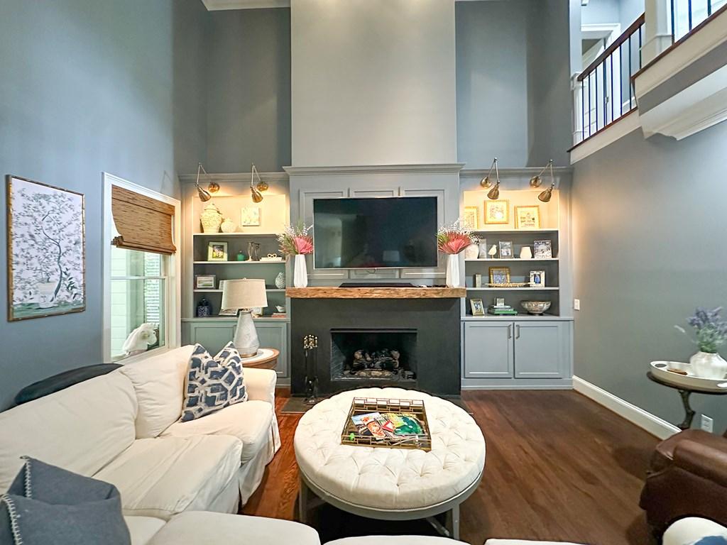 DALTON, Georgia, 30720, United States, 5 Bedrooms Bedrooms, ,5 BathroomsBathrooms,Residential,For Sale,1939642