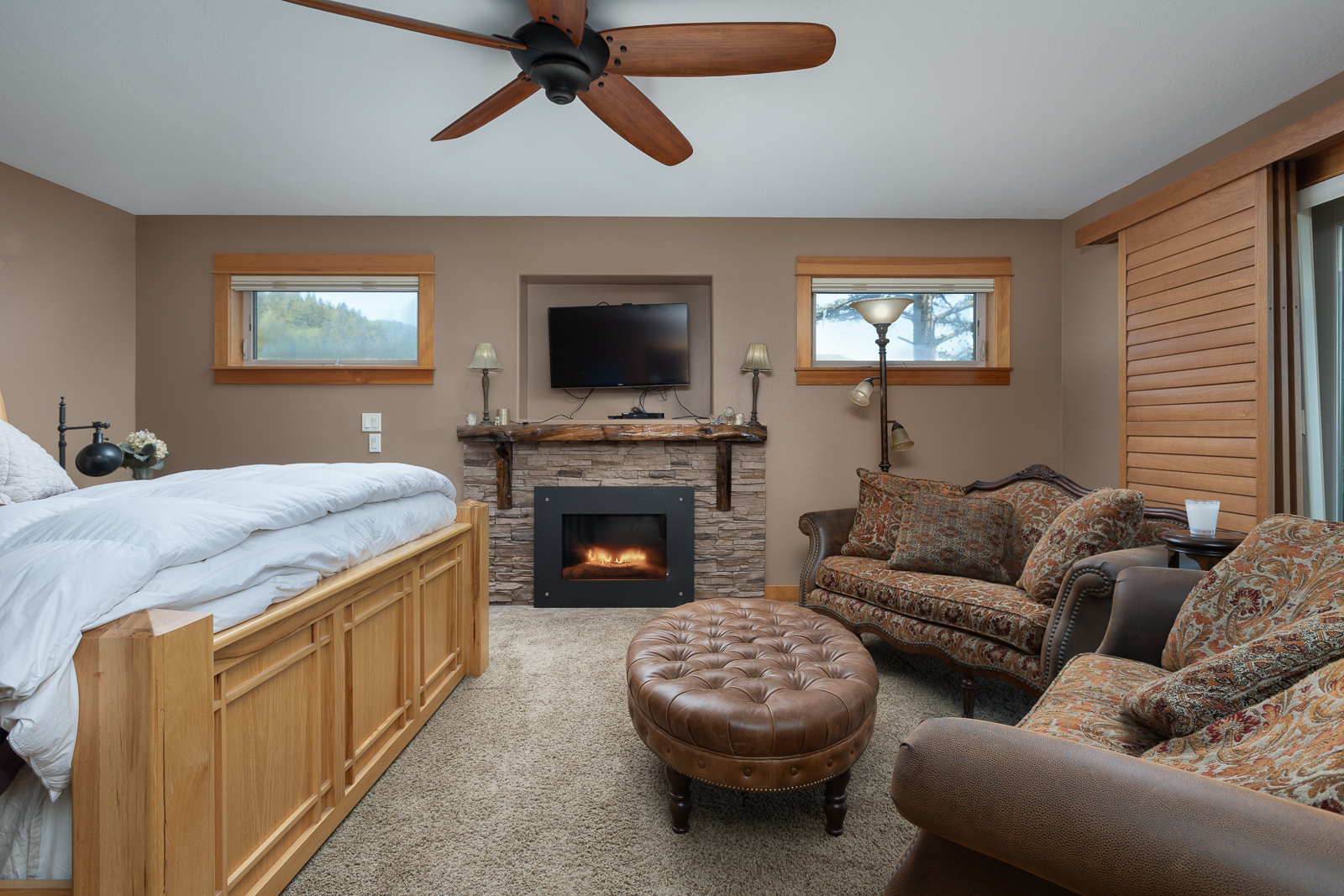 Pacific City, Oregon, 97135, United States, 5 Bedrooms Bedrooms, ,4 BathroomsBathrooms,Residential,For Sale,1998064