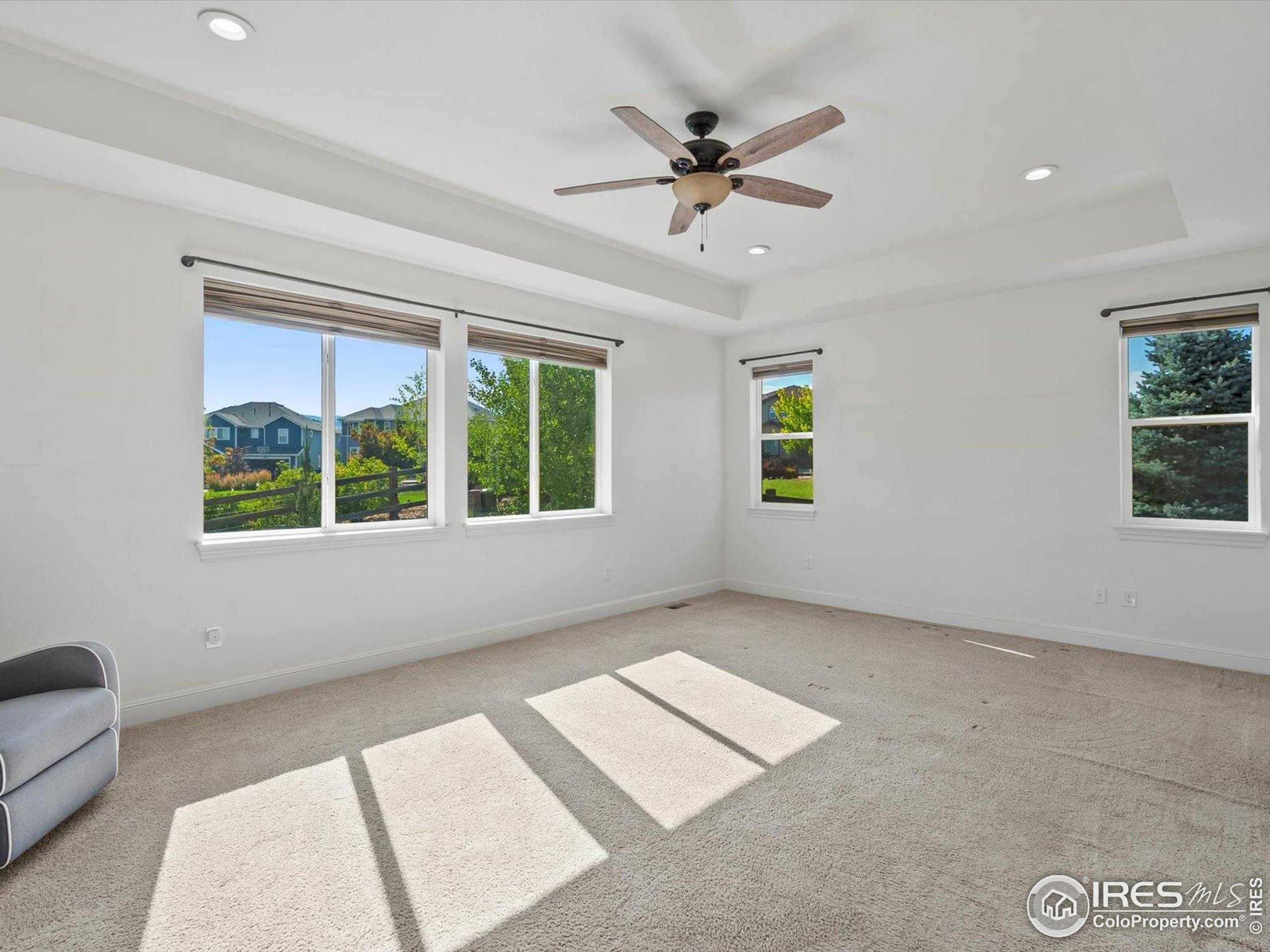 Arvada, Colorado, 80007, United States, 4 Bedrooms Bedrooms, ,3 BathroomsBathrooms,Residential,For Sale,1917292