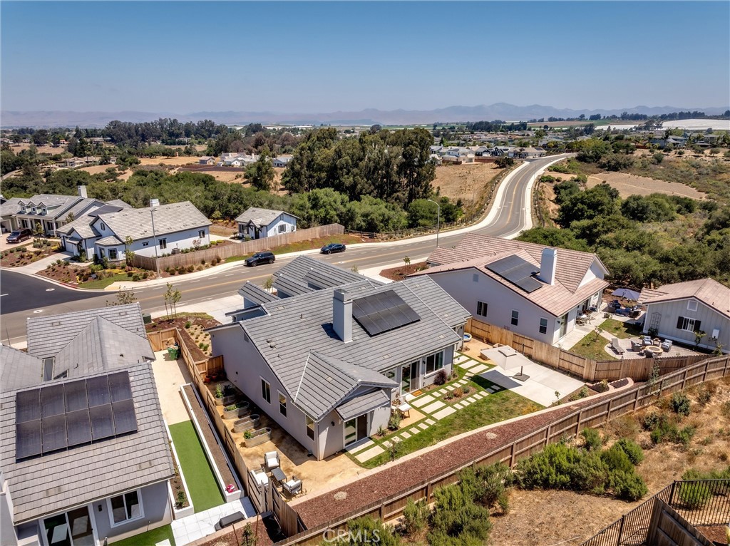 Santa Maria, California, 93455, United States, 4 Bedrooms Bedrooms, ,4 BathroomsBathrooms,Residential,For Sale,1974422