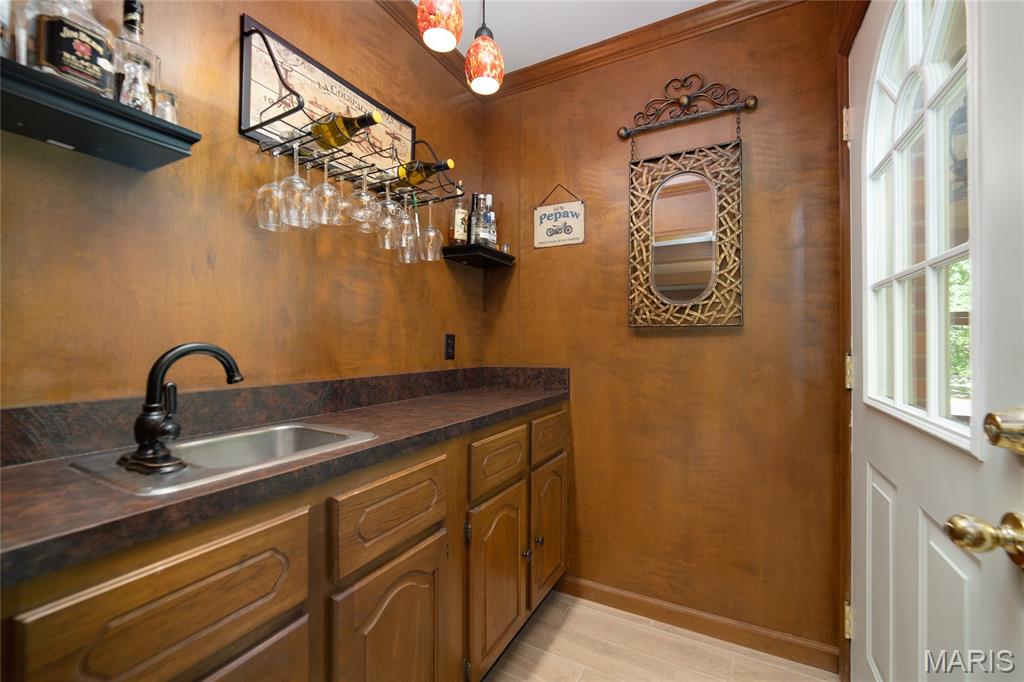 Chesterfield, Missouri, 63017, United States, 4 Bedrooms Bedrooms, ,3 BathroomsBathrooms,Residential,For Sale,1966337