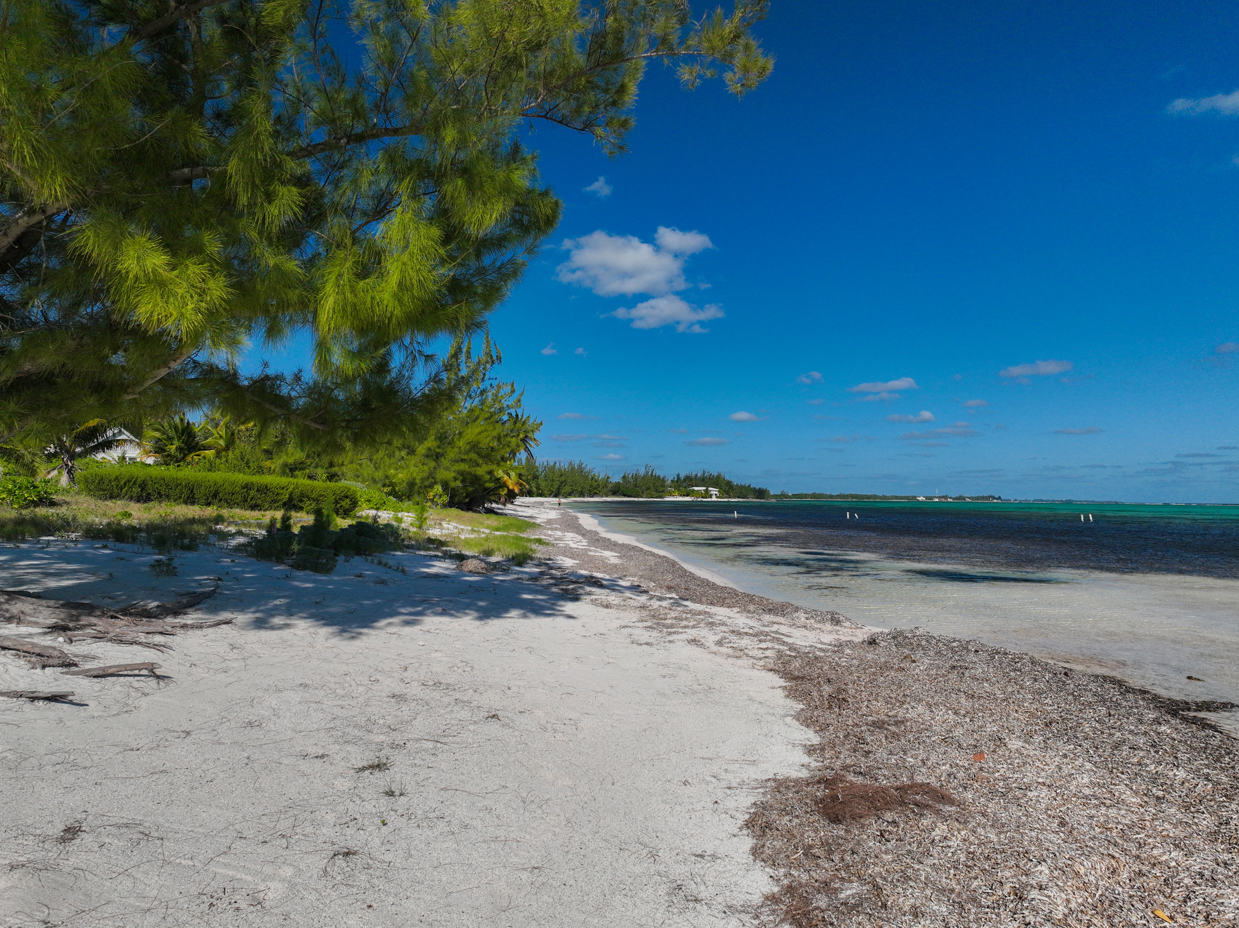  Prime Beachfront Land - 物件實景