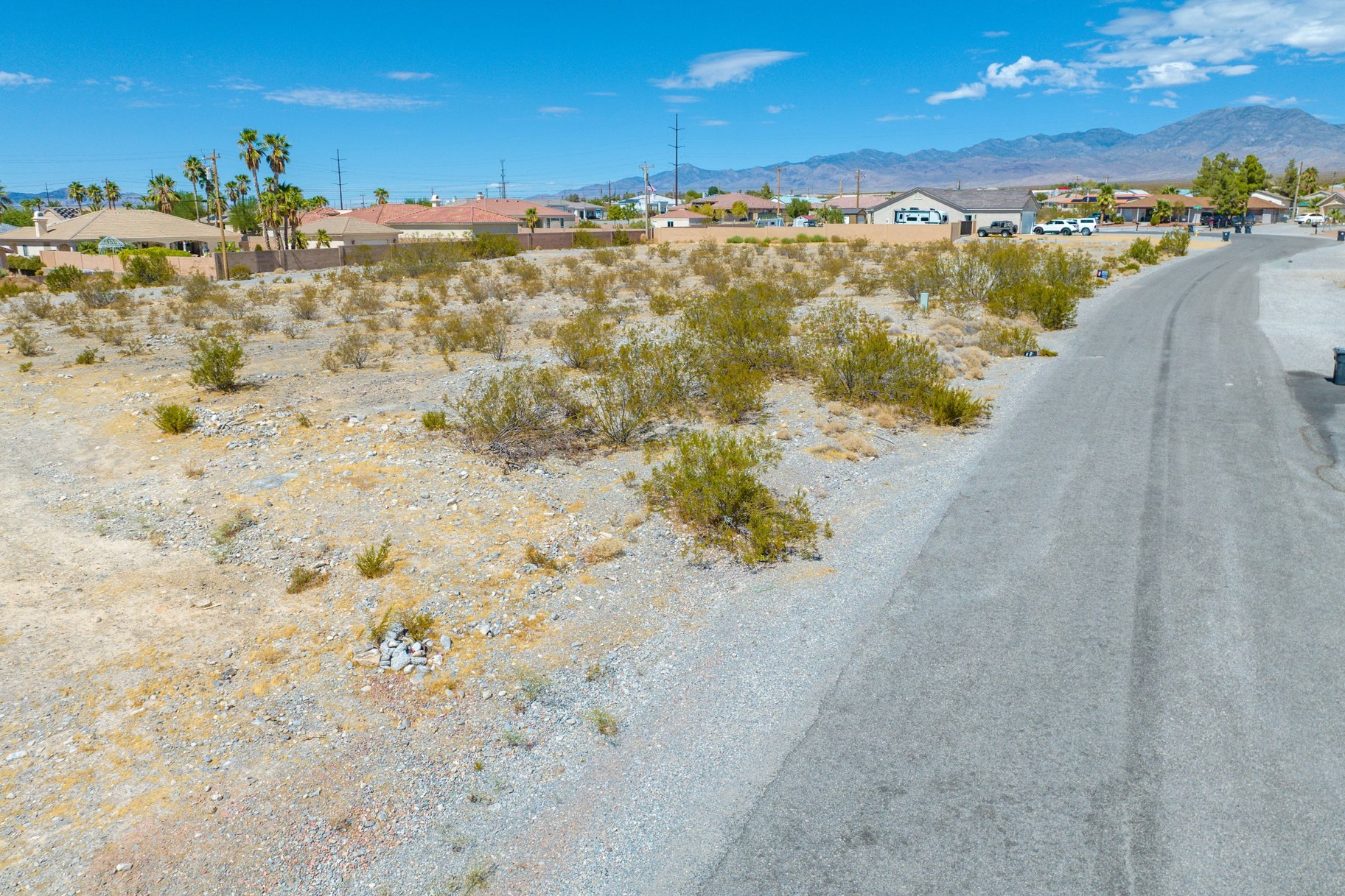  Expansive and Rare Oversized 0.58-Acre Parcel - 物件實景